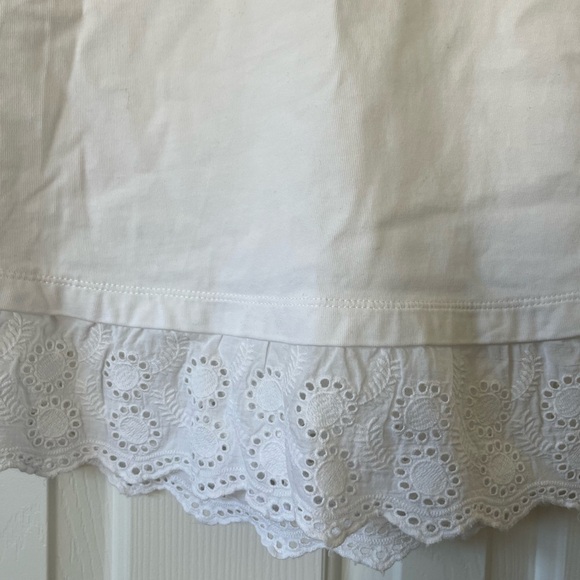 J by J Crew 3/4 sleeves white t shirt with lace bottom - Picture 8 of 11